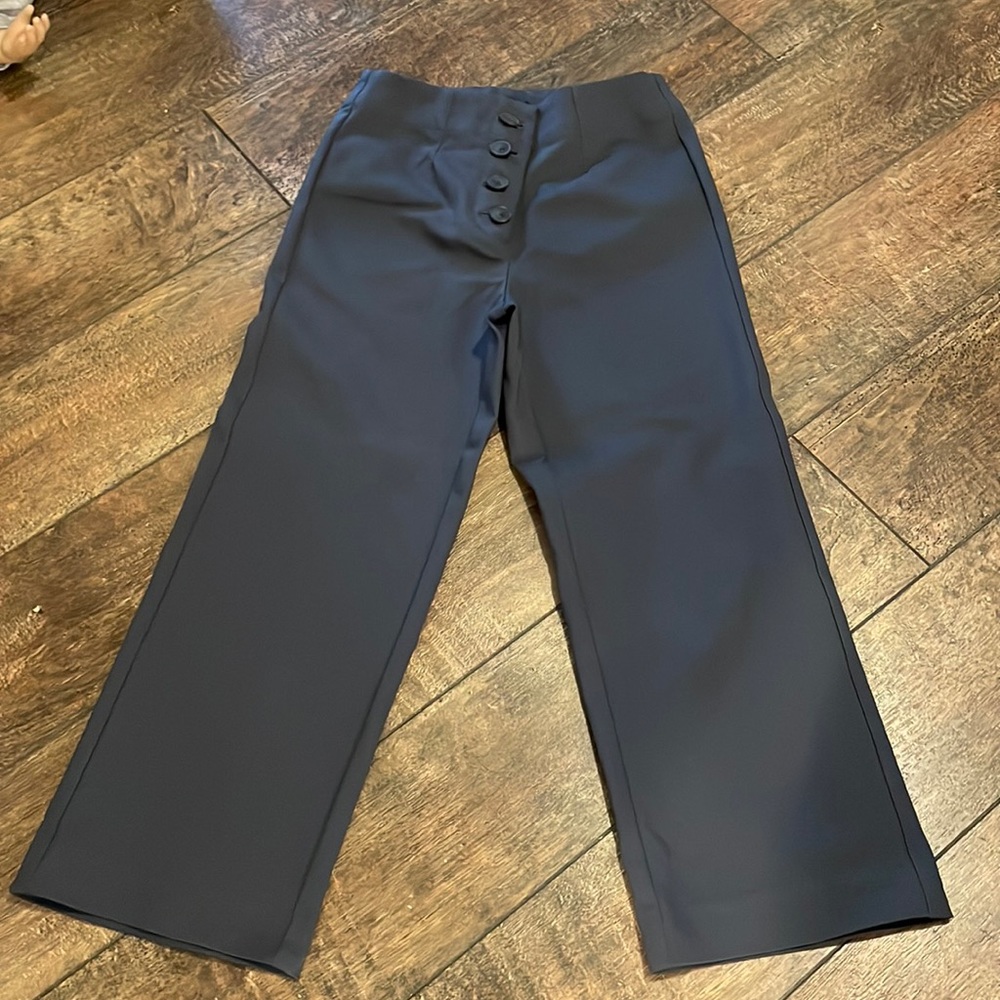 Loft wide leg button up capri pants